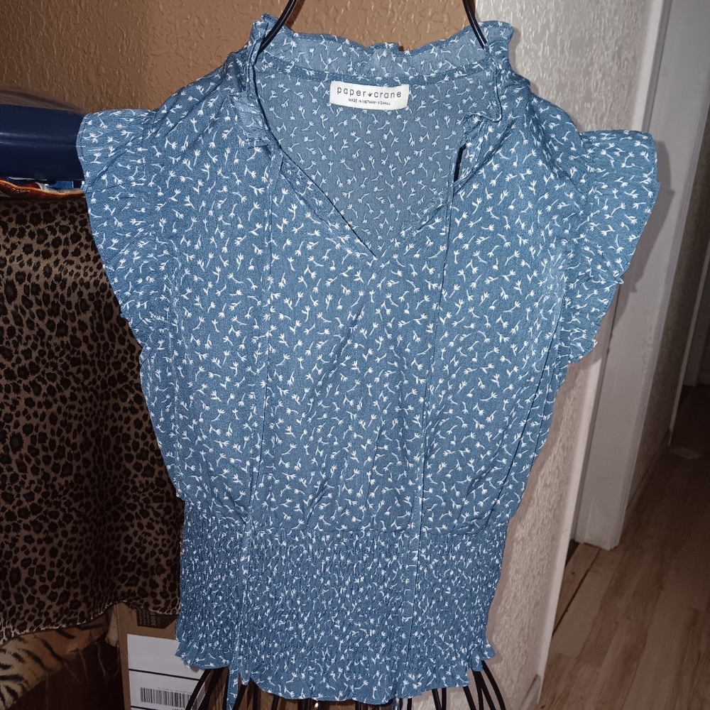Nwot Paper Crane Blue Women's Top Sz XS